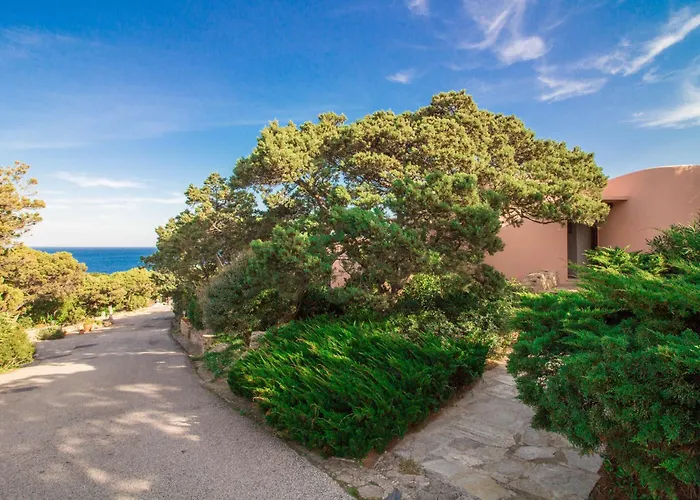 Guesthost - Cala Flores Gem - Sea View Lovely Apartment Porto Cervo