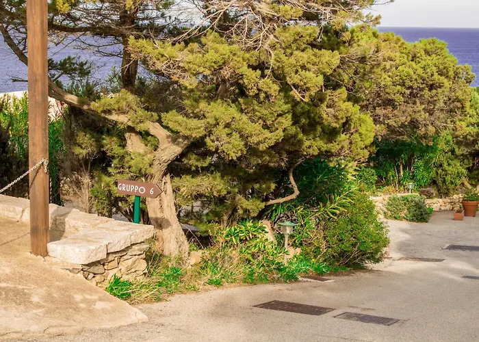 Guesthost - Cala Flores Gem - Sea View Lovely Apartment *