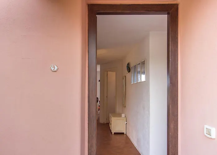 Apartment Guesthost - Cala Flores Gem - Sea View Lovely